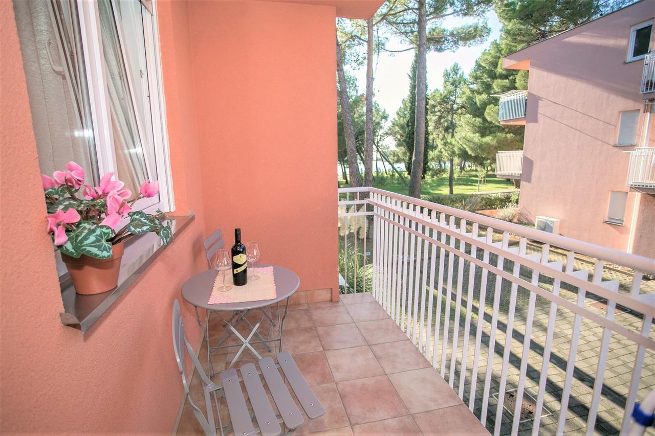 Apartment Morena Novigrad Istria Exterior foto