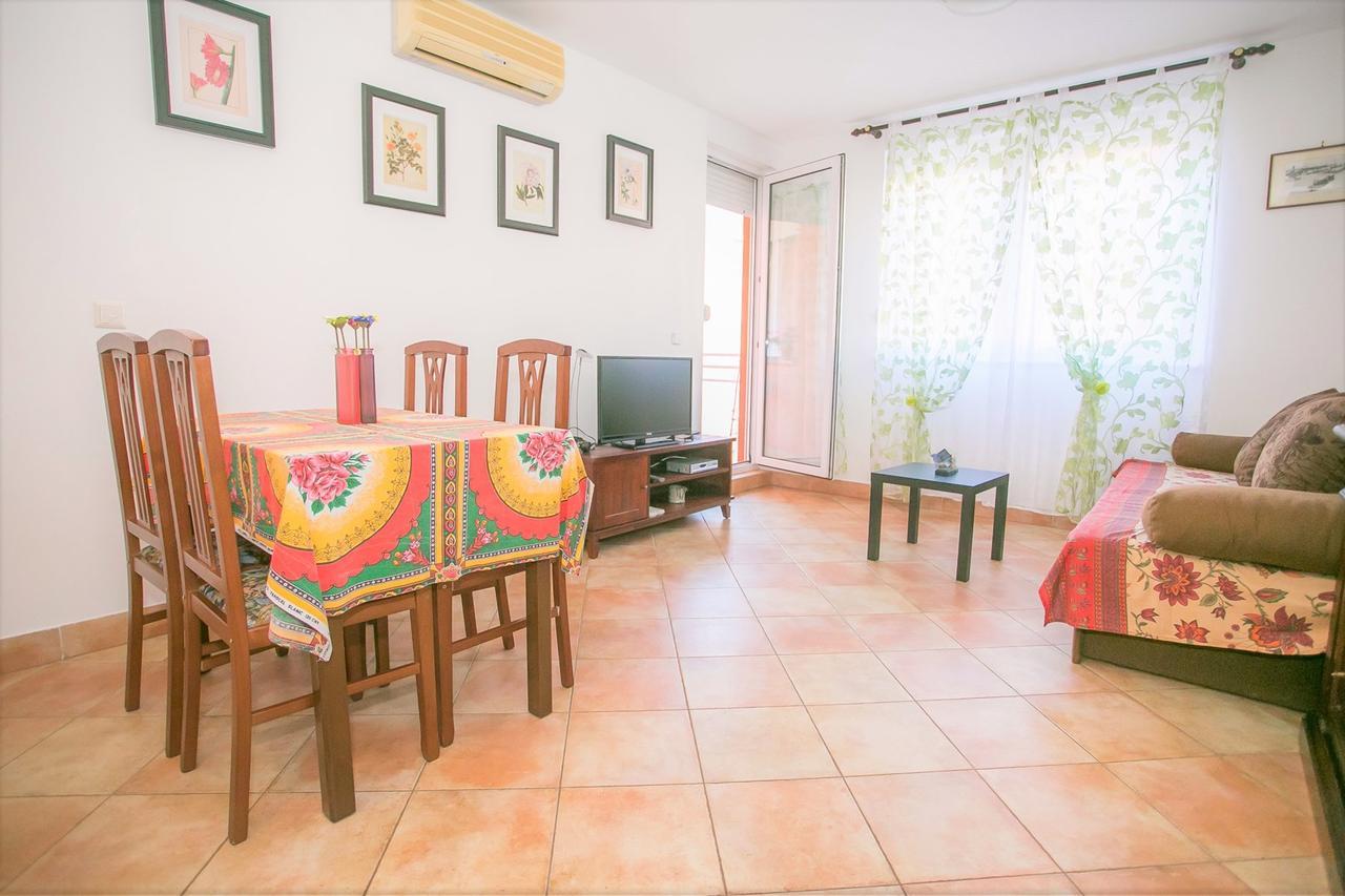Apartment Morena Novigrad Istria Exterior foto